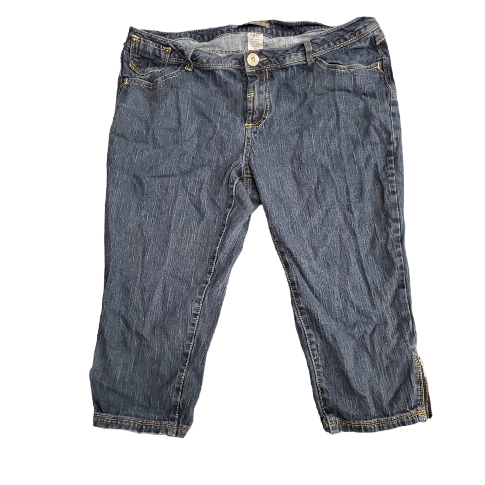 Tyte Blue Jeans Capris